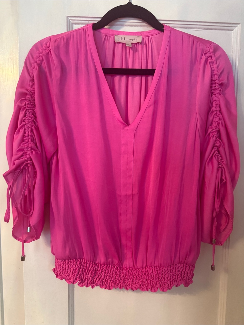 Philosophy Hot Pink V-Neck Ruched Balloon Sleeve Blouse